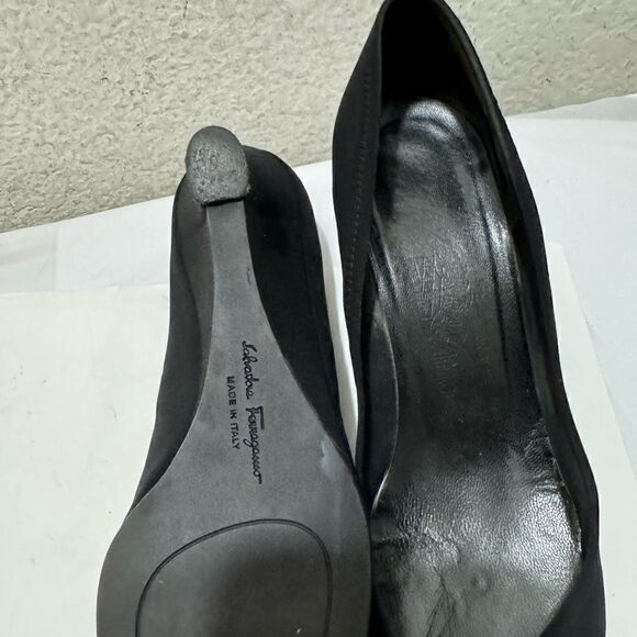Salvatore Ferragamo Black Wedge Heels 8A - Picture 8 of 15